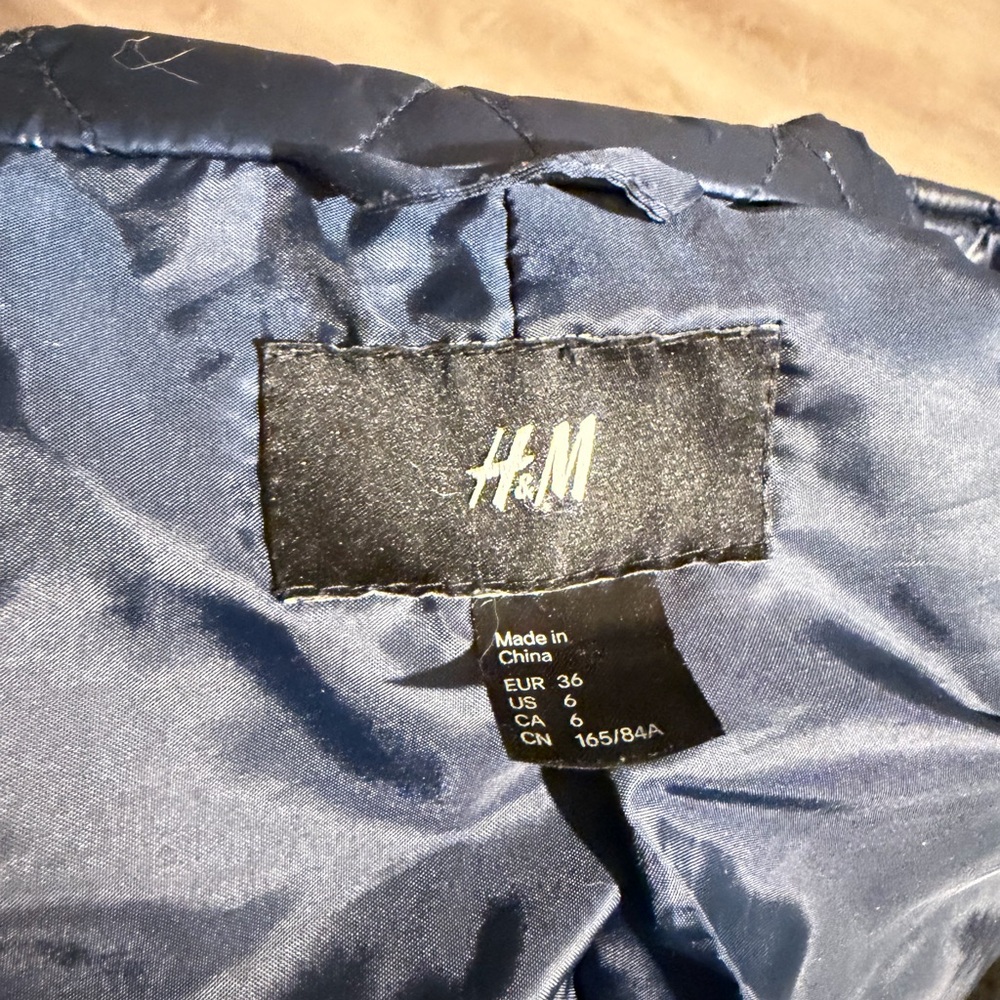 H&M Shiny Blue Jacket Size 6 - Picture 6 of 6